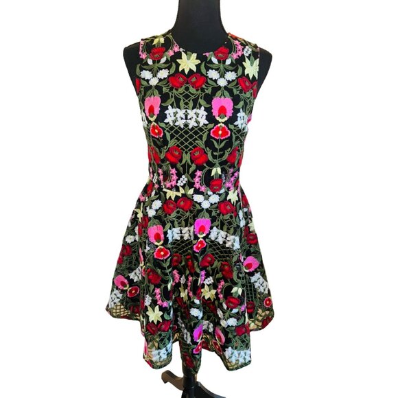 Orsay XS Floral Embroidered Semi Sheer Sleeveless Lined Black Dress Boho - Picture 6 of 15